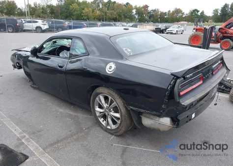 2021 Dodge Challenger Sxt Awd from USA, damaged, VIN 2C3CDZGGXMH539370